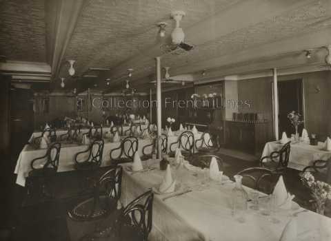 Salle à manger seconde classe du Angkor (MM 1921-1936)