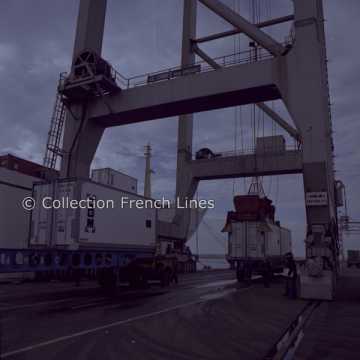 Opérations au terminal à conteneurs du Havre