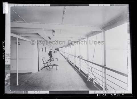 Pont-promenade première classe du paquebot Espagne (CGT 1910)